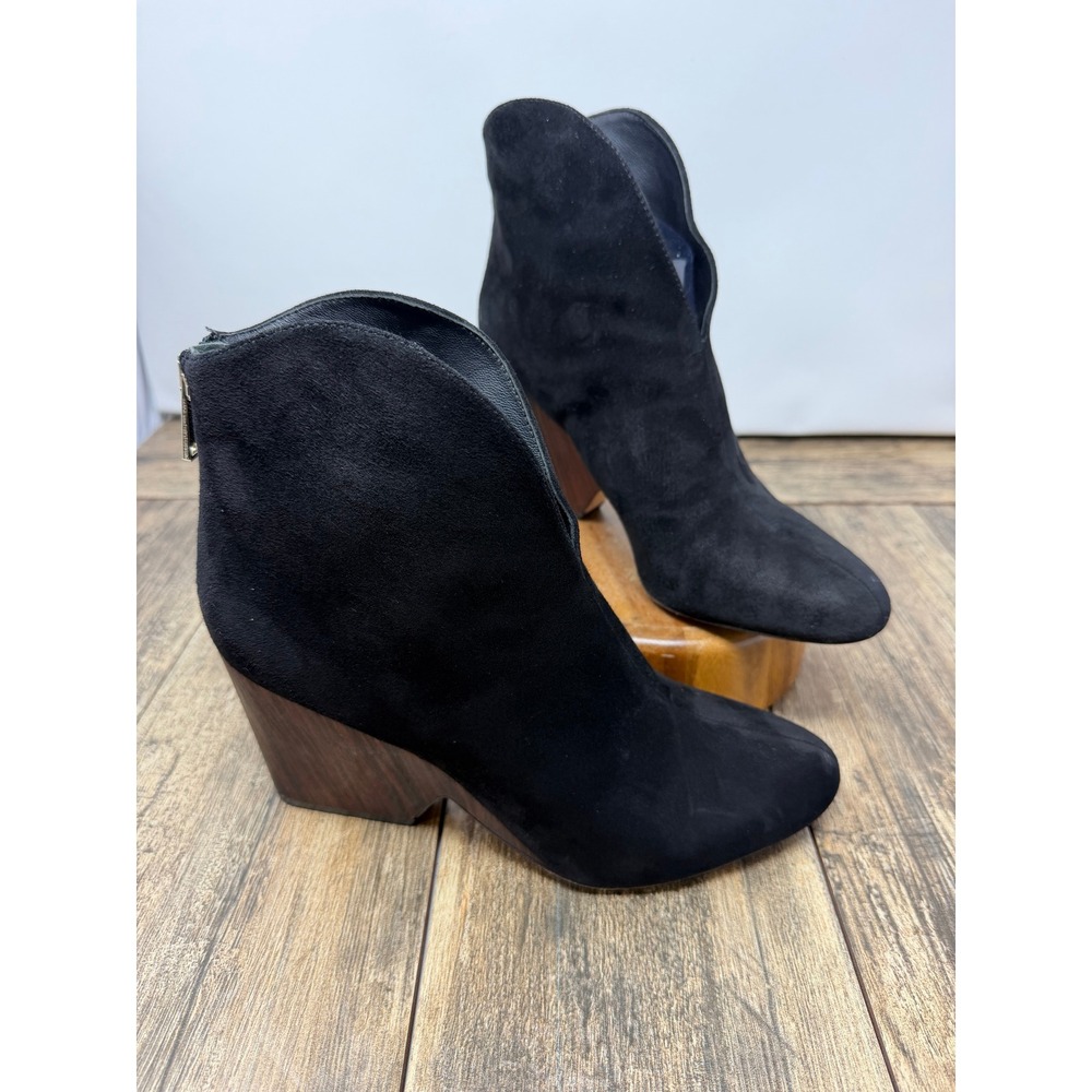 Diane von Furstenberg Black Suede V-Cut Wedge Ankle Boots Wood Heel 8.5M 38.5